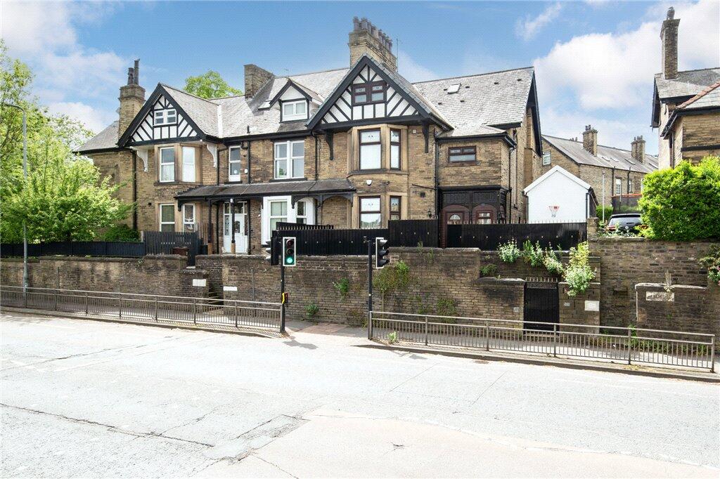 Bradford Road, Shipley, West Yorkshire, BD18