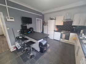 Main image of property: Ashville View, Leeds, West Yorkshire, LS6