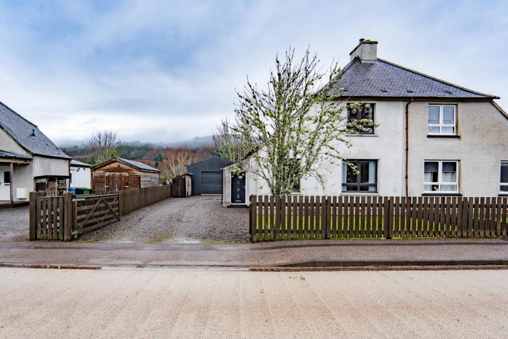 Main image of property: Bank, Fort Augustus, PH32 4BH