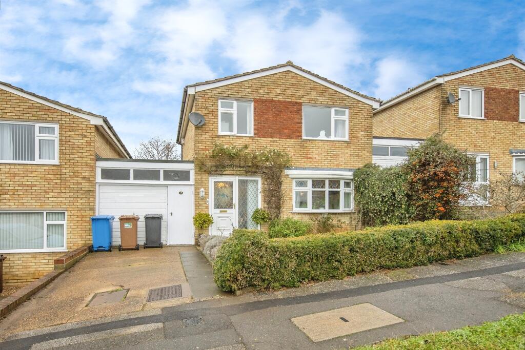 Main image of property: Monton Rise, Ipswich