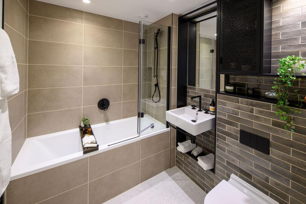 Apartment in London - View 5