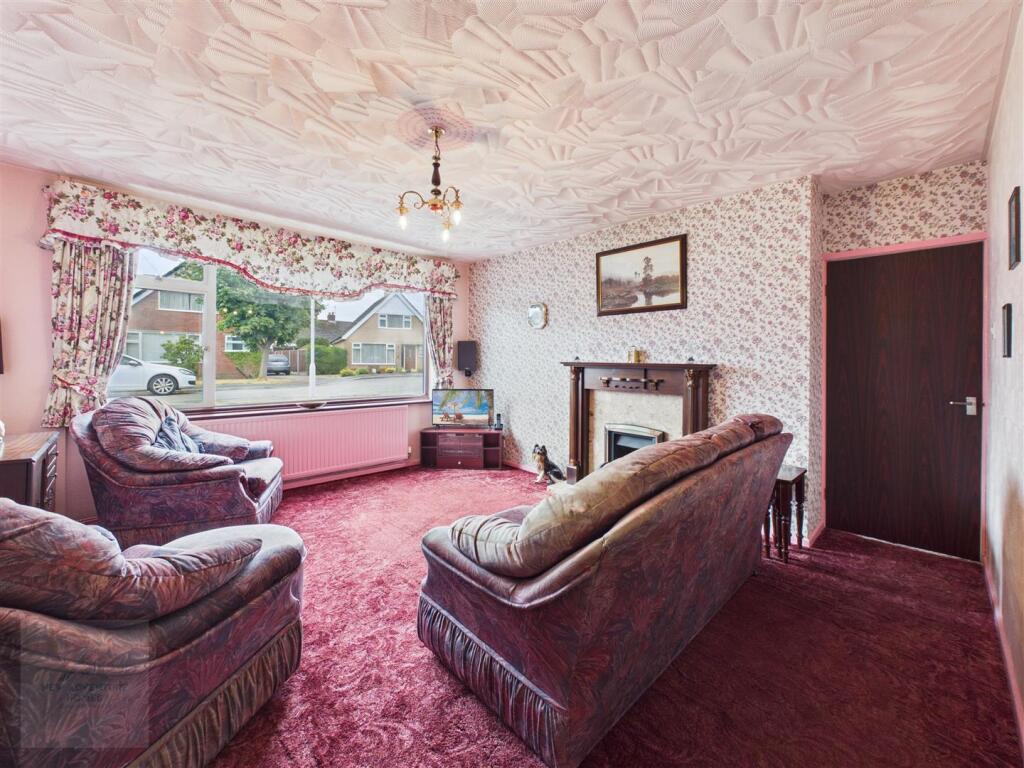 House in Wistaston - View 4