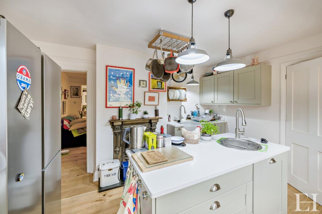 House in Uttlesford, Pleasant Valley, Saffron Walden - More