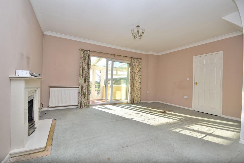 House in Northampton, Great Houghton - View 4