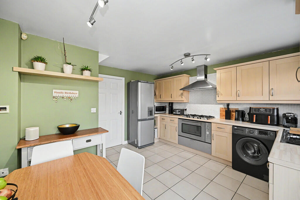 House in Rugby, Warwickshire - More