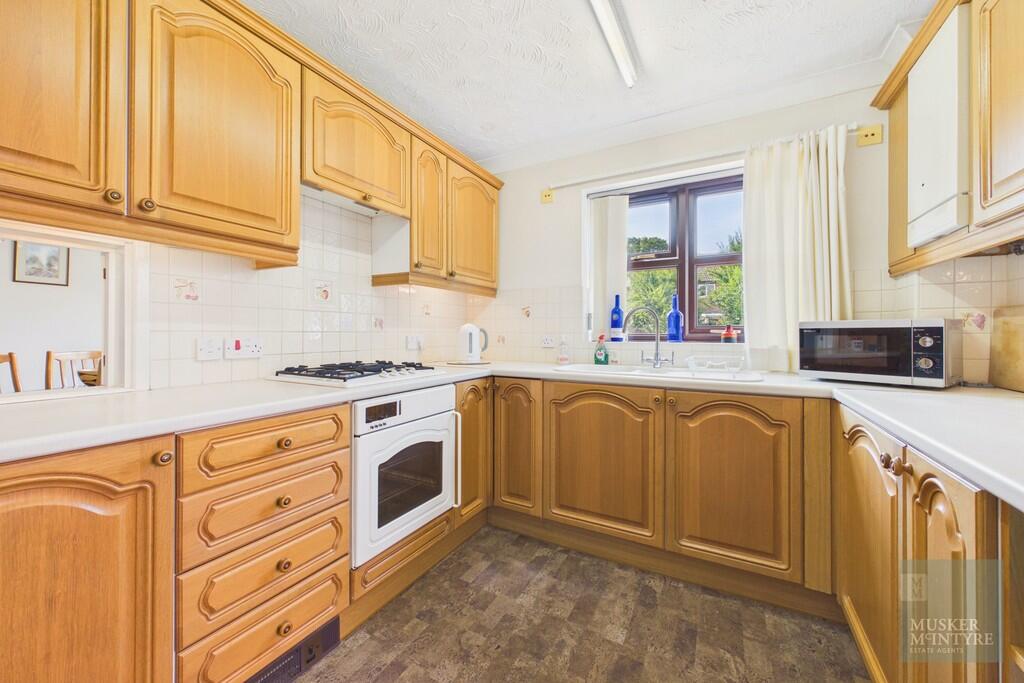 Filbert Road, Loddon photo 4