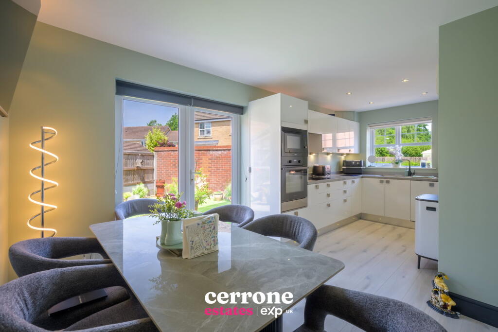 Wheatcroft Close, Brockhill, Redditch, B97 6UL photo 2