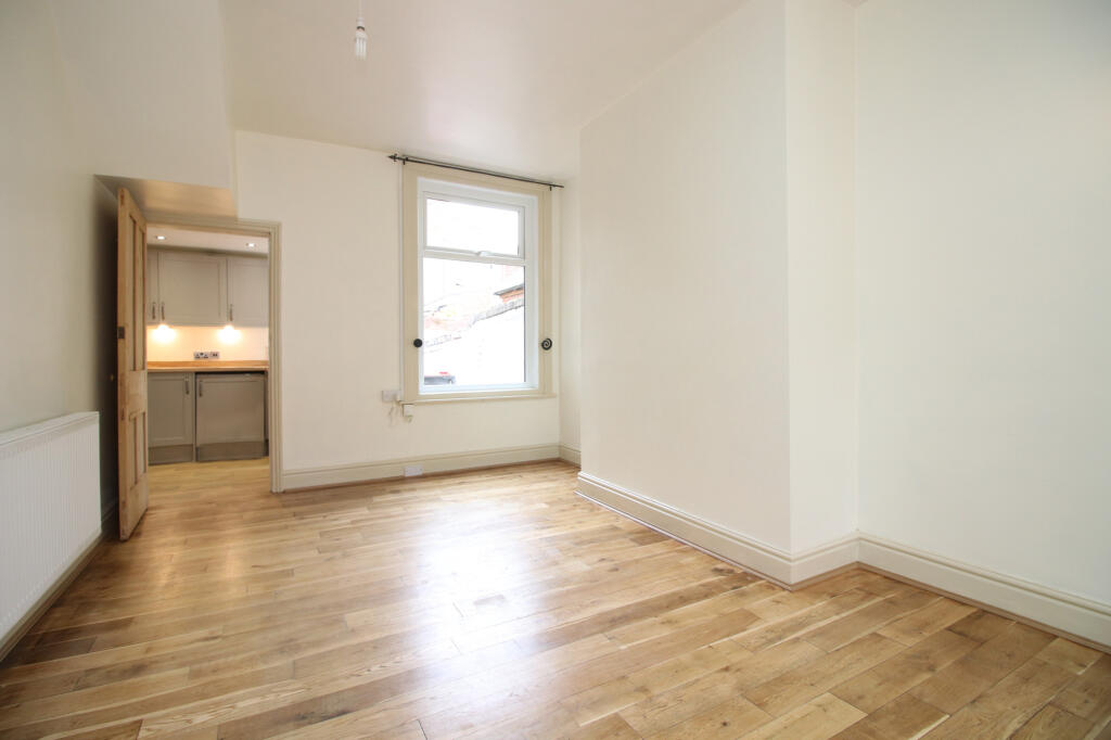 House in Wyre, Fleetwood - More