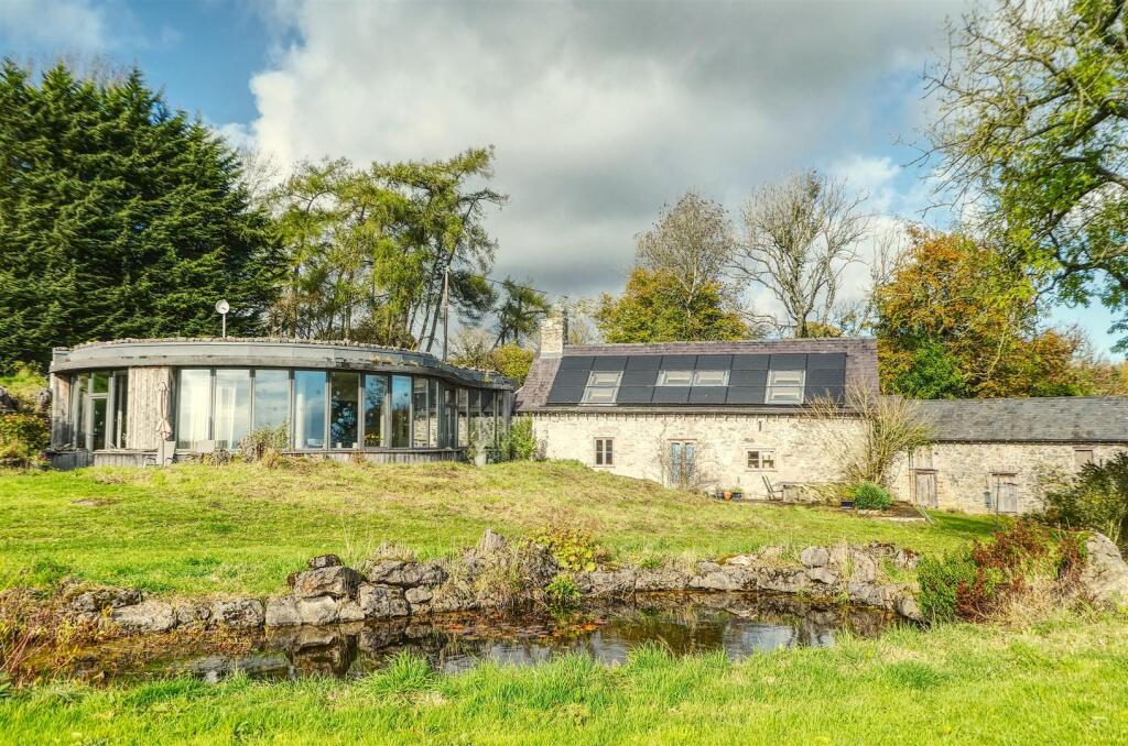 3-bed house on Craigllwyn, Oswestry, £950,000