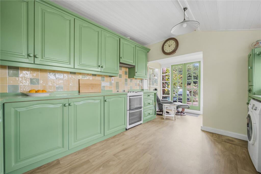 House in London, Strawberry Hill - View 4