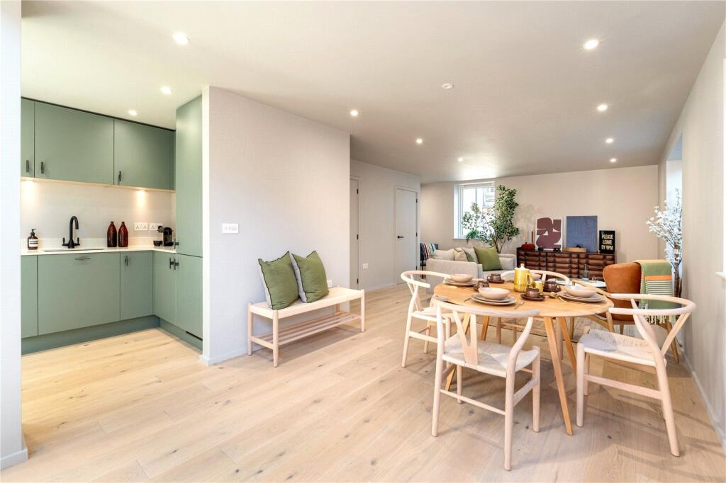House in Waverley, Farnham - View 2