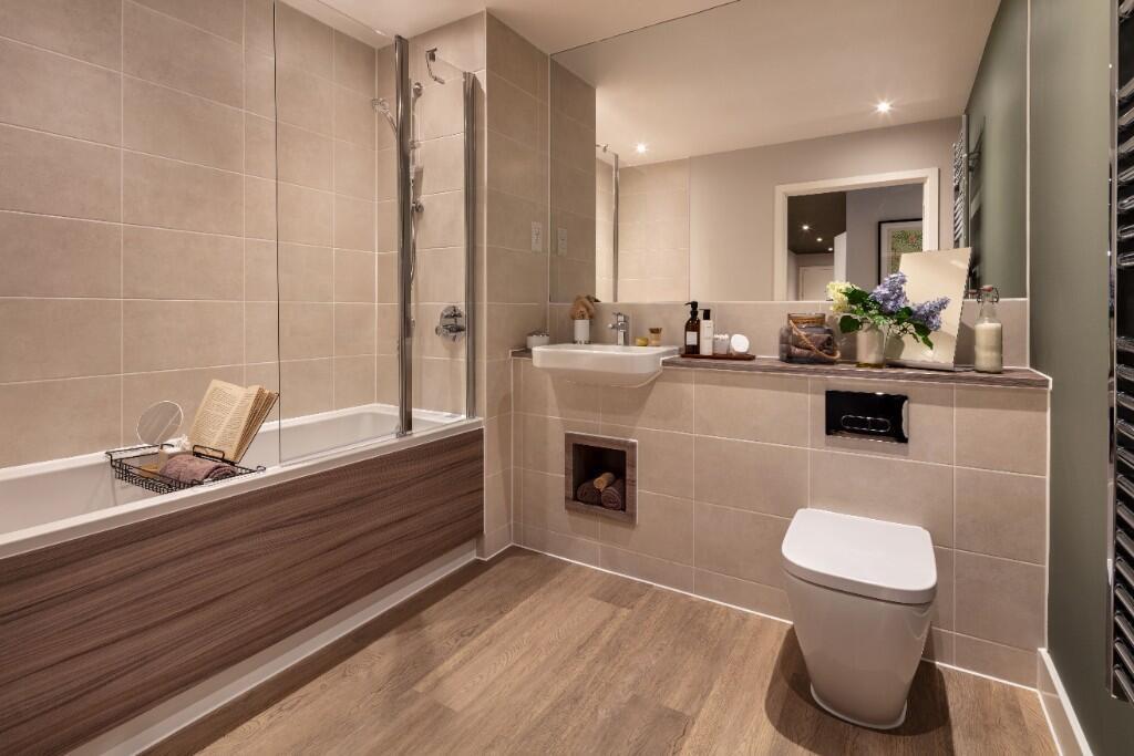 Apartment in Milton Keynes, Central Milton Keynes - More