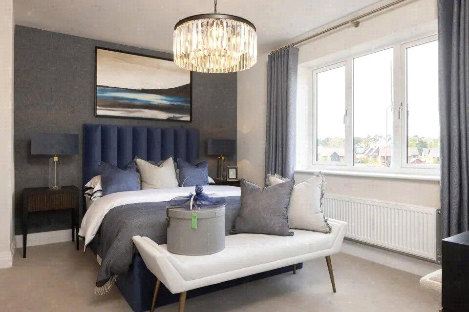 House in Crowthorne, Bracknell Forest - More