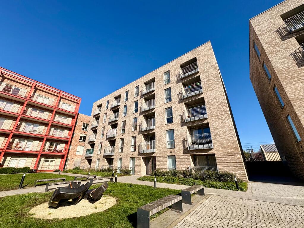 Main image of property: Eagle Street, Cambridge, CB1