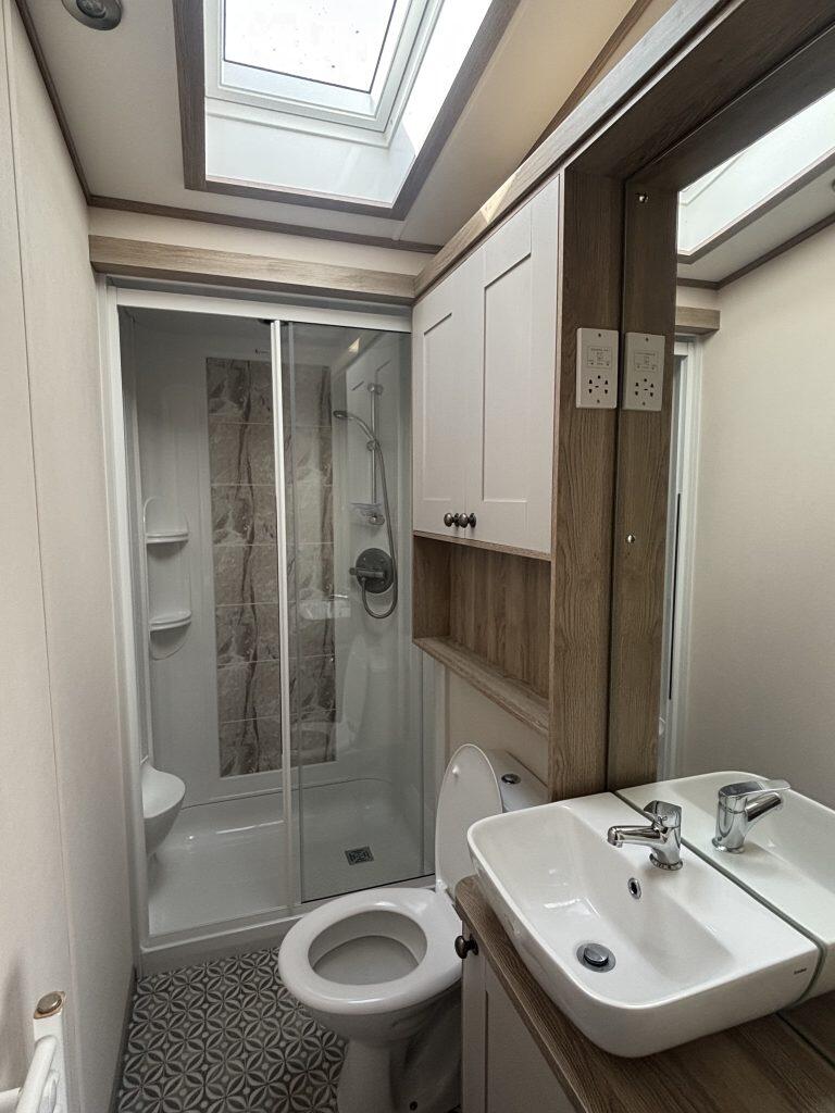 House in Peterborough - View 5