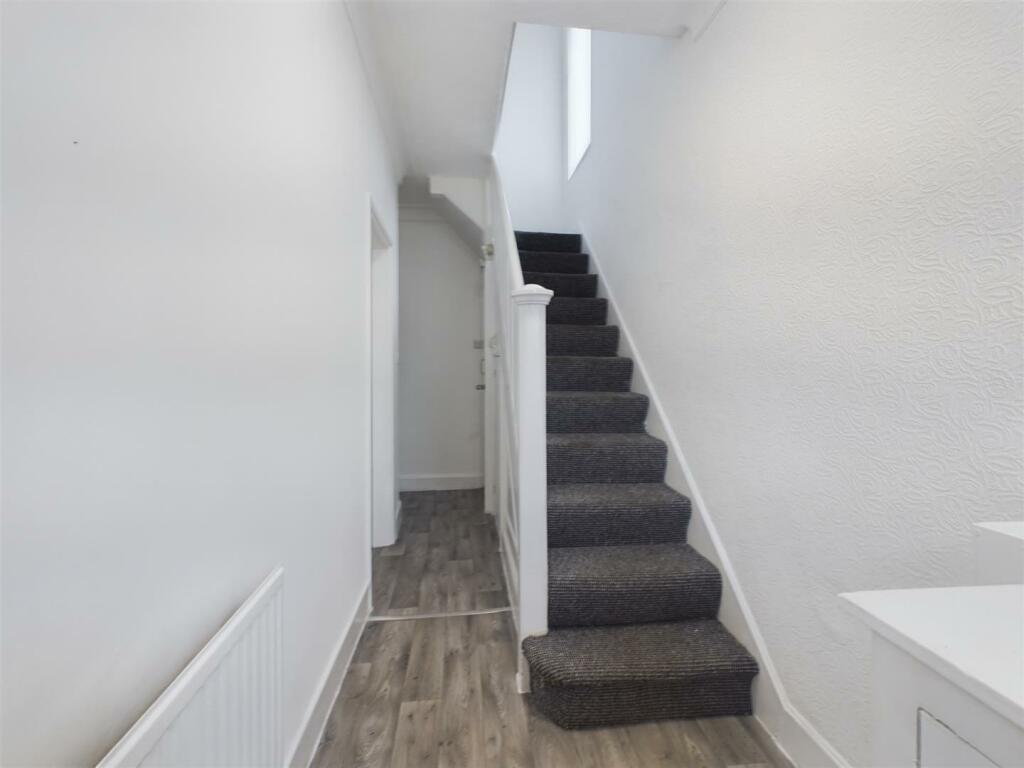 House in Lancaster, Morecambe - More