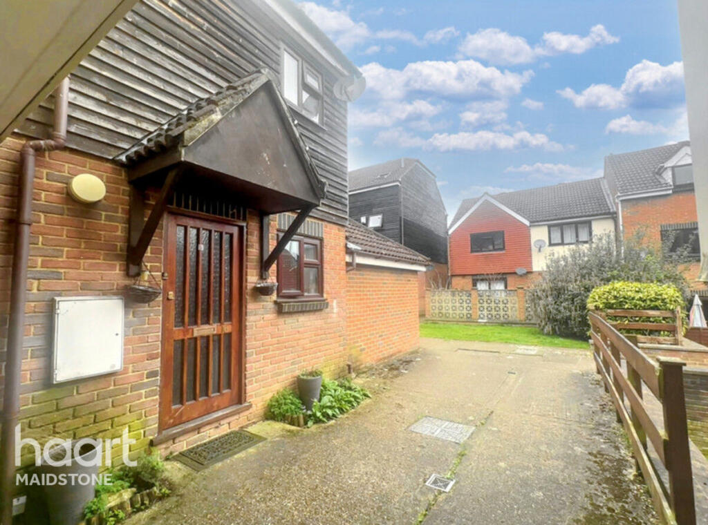 Main image of property: Peacock Mews, Maidstone
