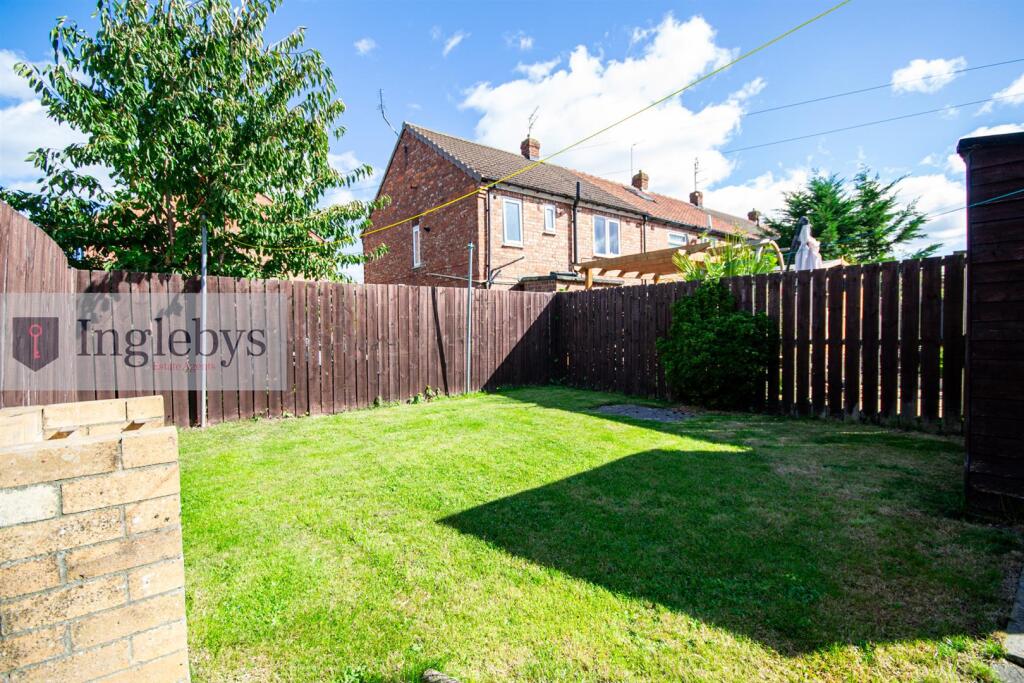 House in Stockton-on-Tees - More