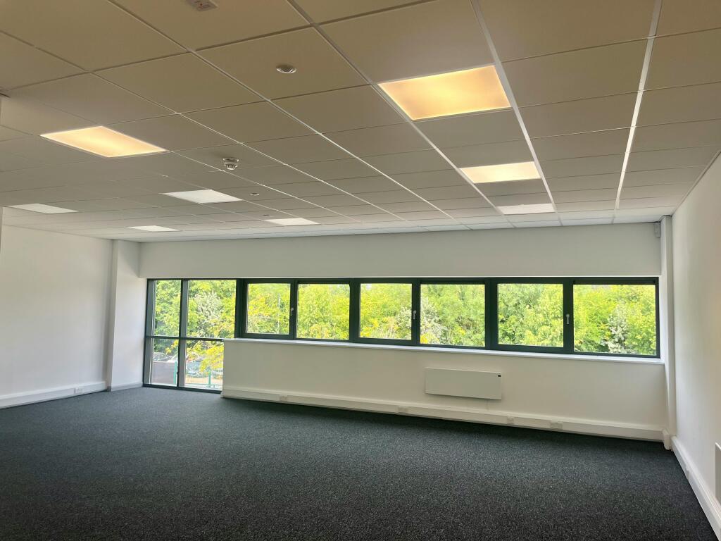 6 Langley - Office.jpeg