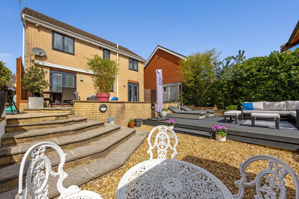 House in Cardiff, Llantwit Fardre - View 2
