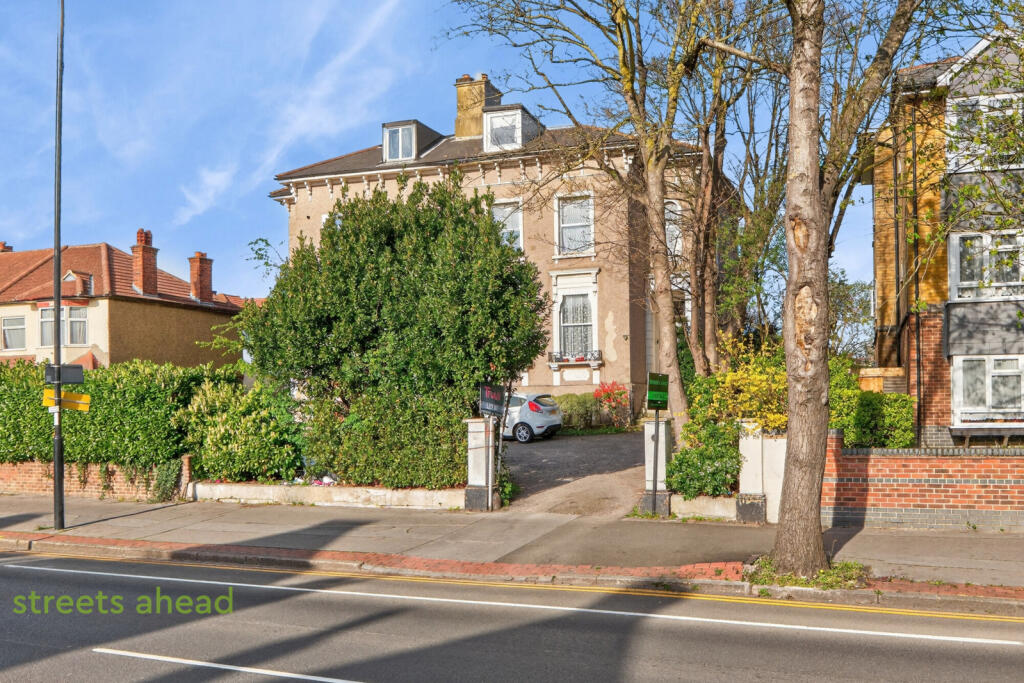 Main image of property: London Road, Thornton Heath, CR7