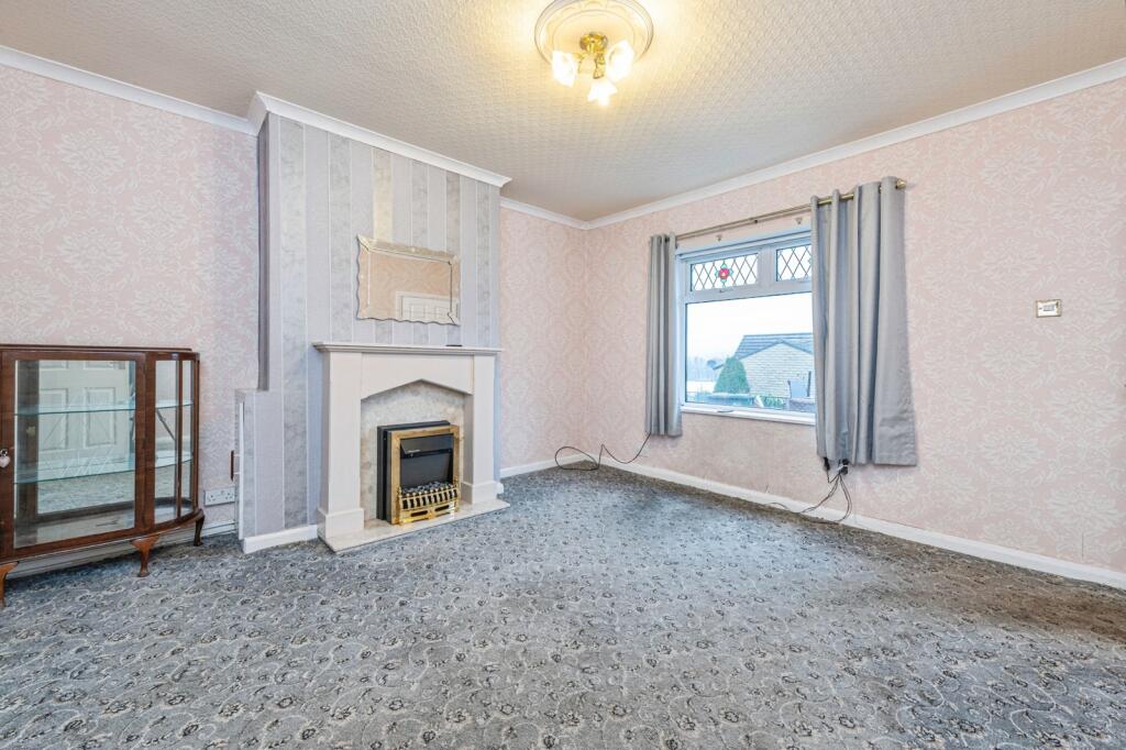 Crown Terrace, Clayton West, Huddersfield, West Yorkshire, HD8 photo 2