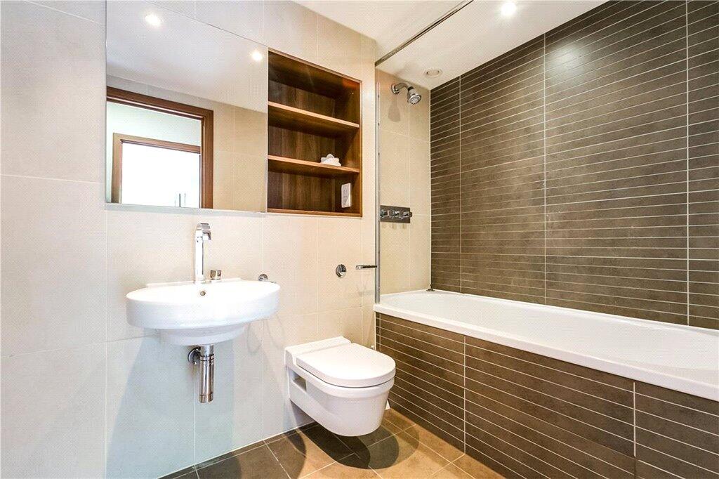 Apartment in London - More