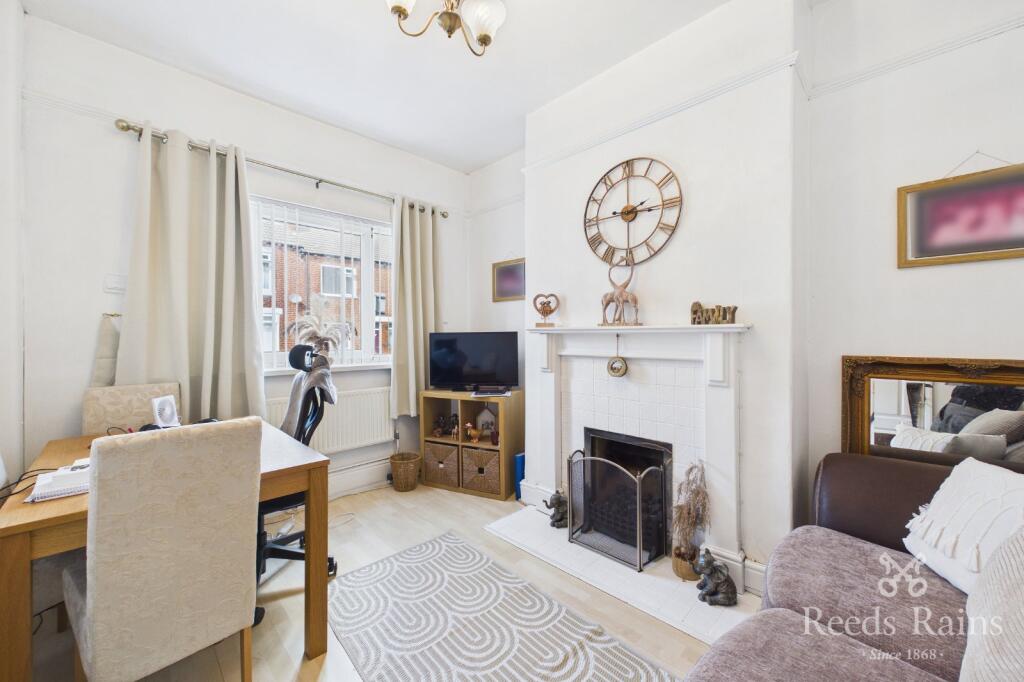 House in Wakefield - View 3