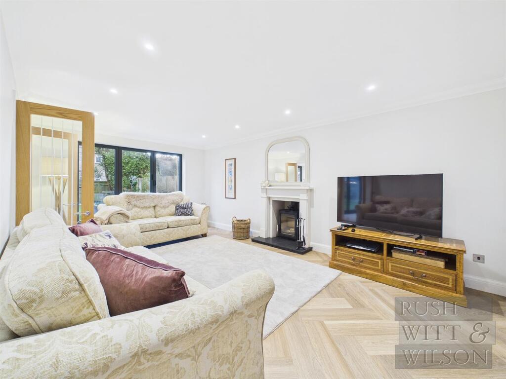Oakfield Way, Bexhill-On-Sea photo 4