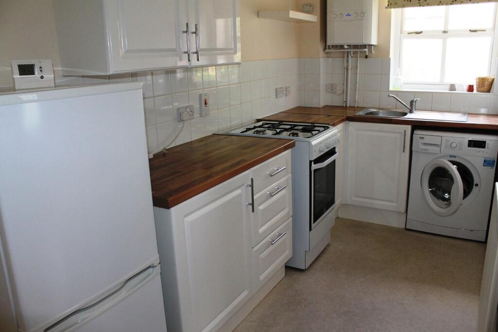 Pickering Drive, Emerson Valley, Milton Keynes photo 2