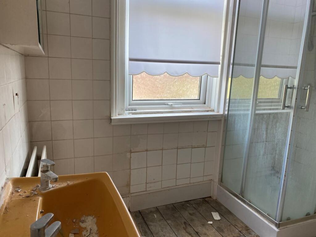 98 Victoria Road North, Southsea, Hampshire, PO5 1QE - View 5