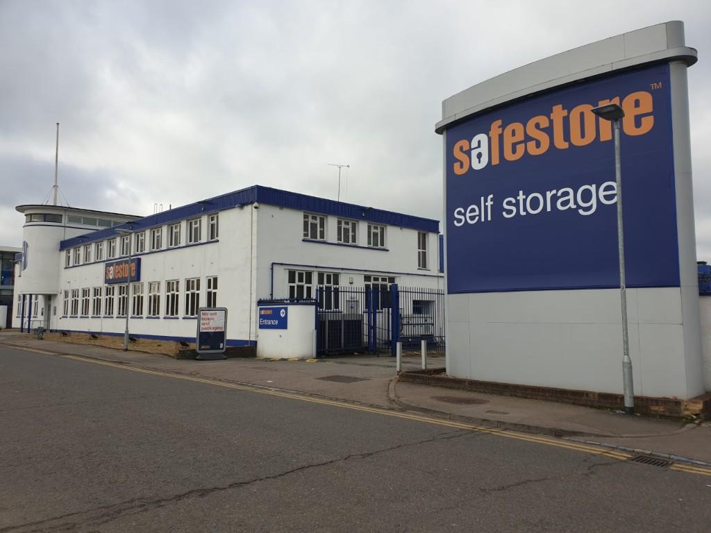Main image of property: Safestore Self Storage, Stirling Way, Borehamwood, Hertfordshire, WD6