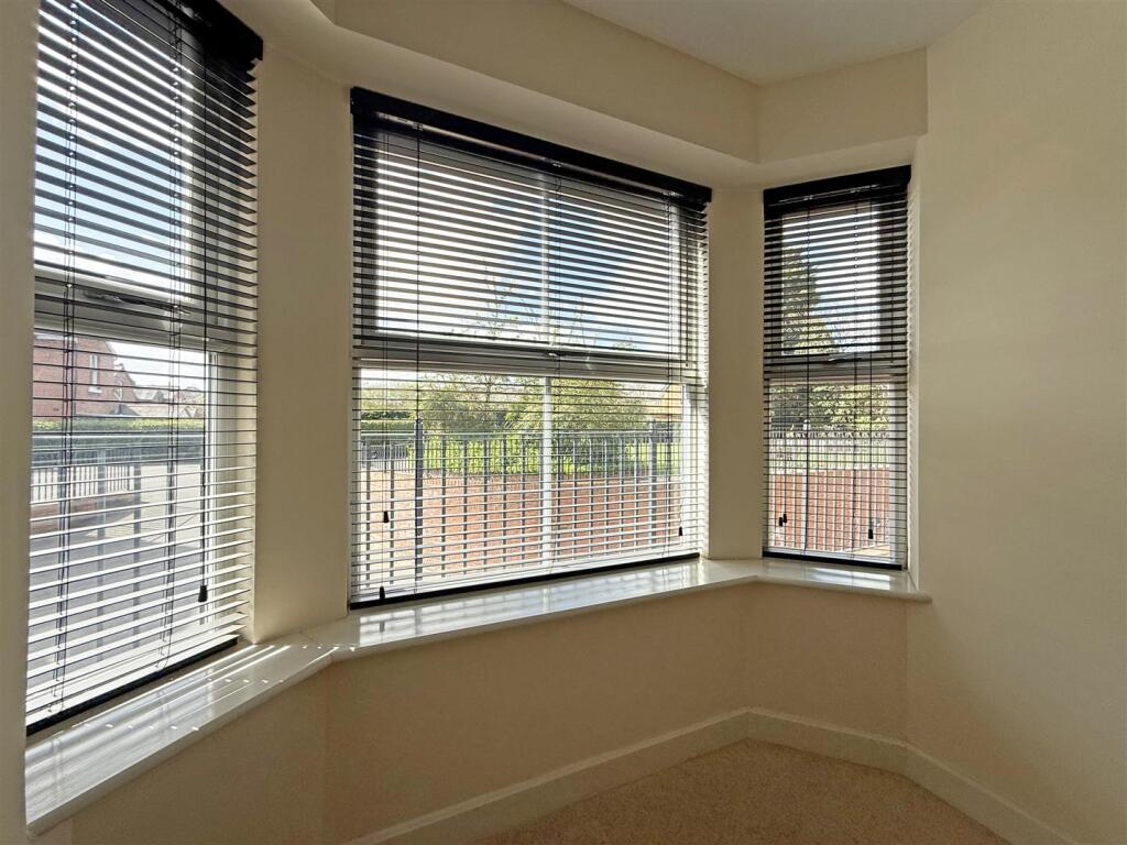 Bromley Court, Copthorne Road, Shrewsbury - View 5