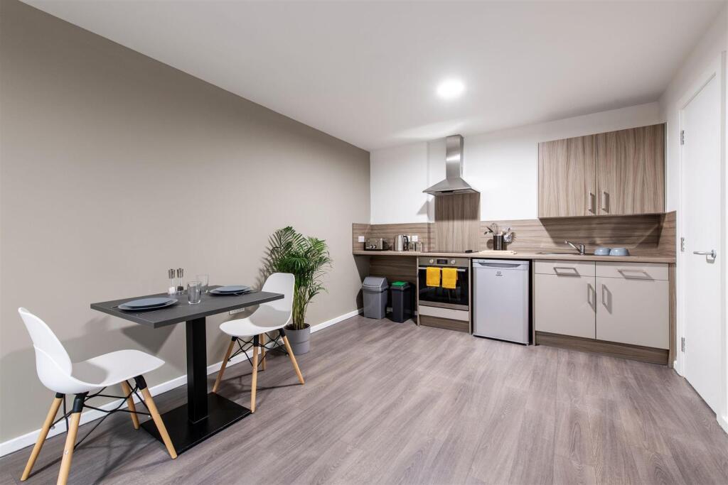 Studio flat for rent