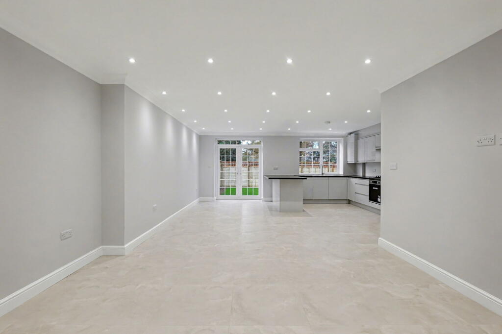 Main image of property: Wallis Avenue, Maidstone, Kent, ME15 9HS