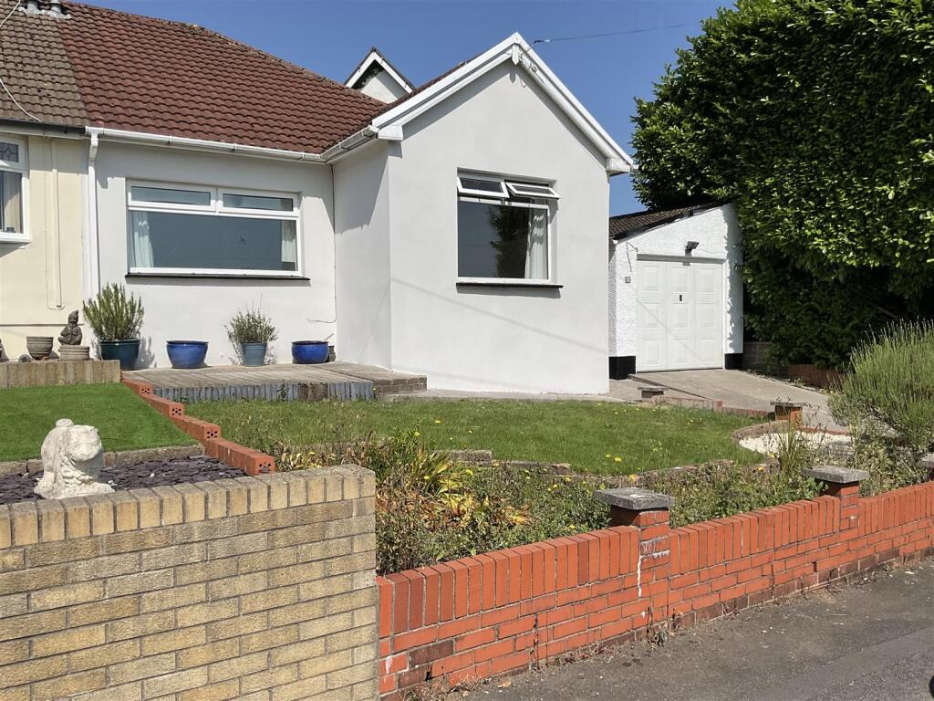 Main image of property: Energlyn Close, Caerphilly