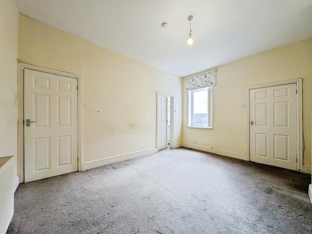 Apartment in Newcastle upon Tyne - More