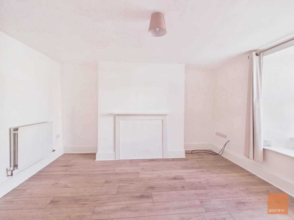 House in Truro - View 4
