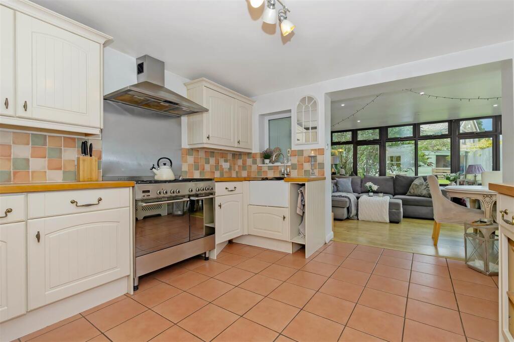Clyde Road, Frampton Cotterell photo 3