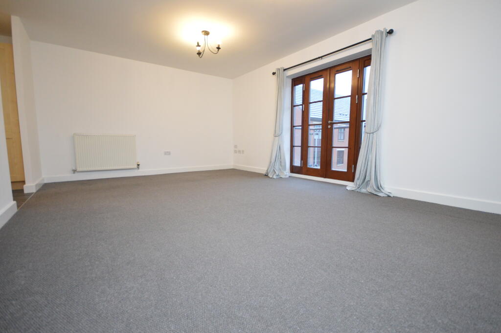 Apartment in Northampton, West Northamptonshire - View 2