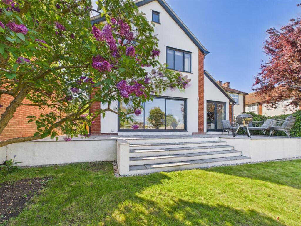 Main image of property: Crow Furlong, Hitchin