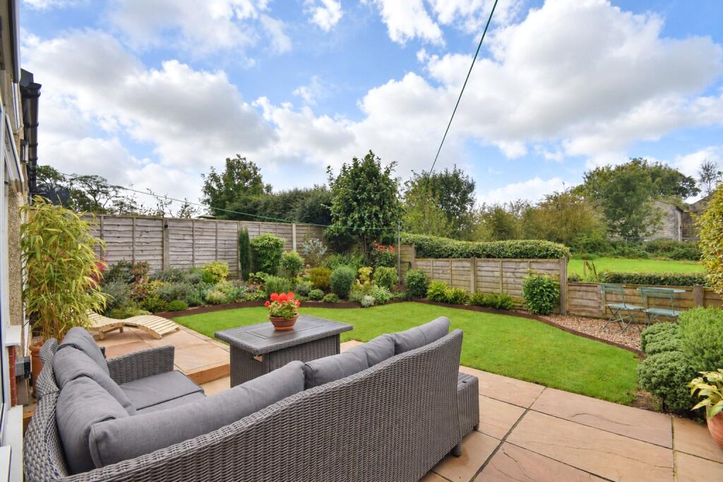 Lingfield Avenue, Clitheroe, Lancashire, BB7 photo 2