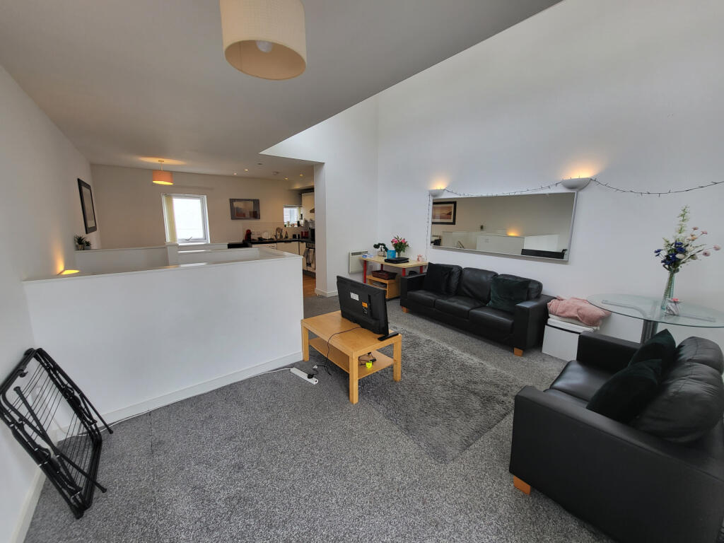 3 bedroom town house for rent