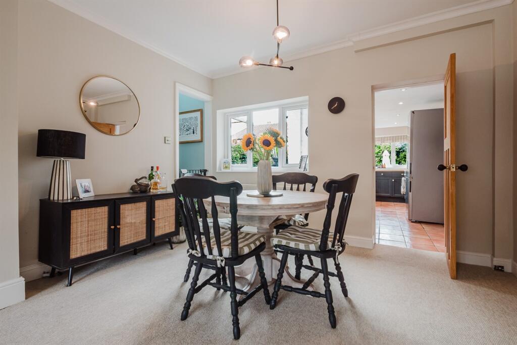 House in Knutsford, Cheshire East - View 4