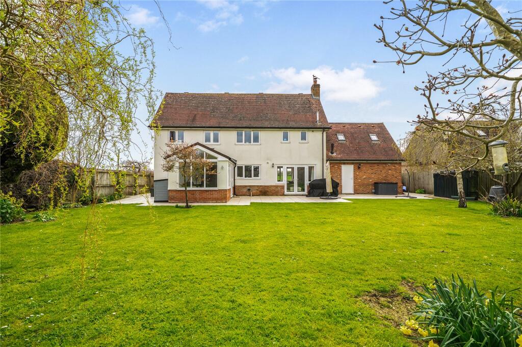 Brettenham Road, Buxhall, Stowmarket, Suffolk, IP14 photo 3