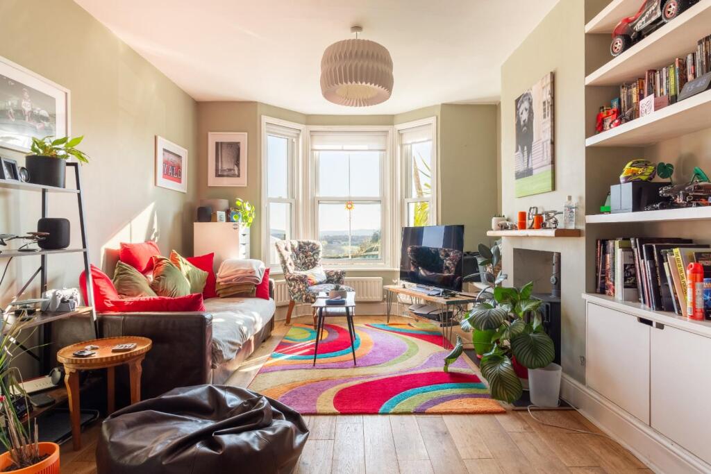 Southview Terrace, Henfield photo 4