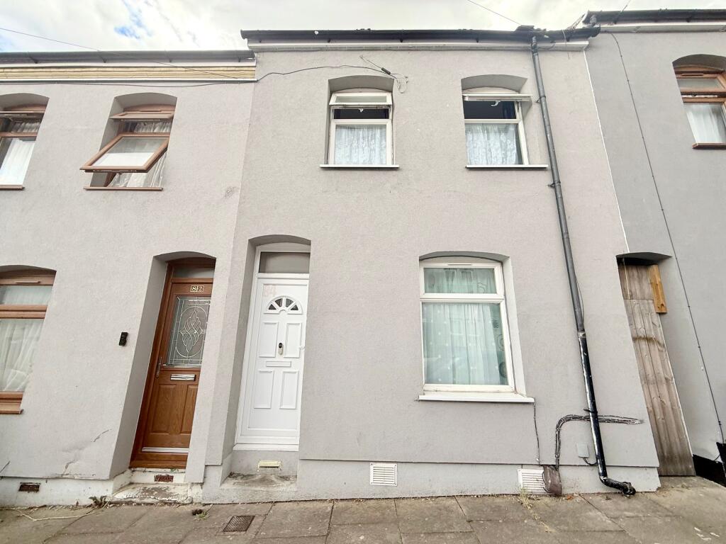 Main image of property: Warwick Road West, Luton, LU4