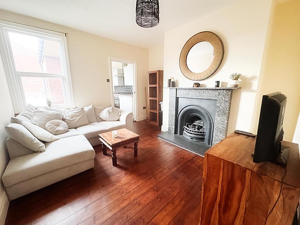 3-bed flat on Coach Road, Wallsend, £85,000