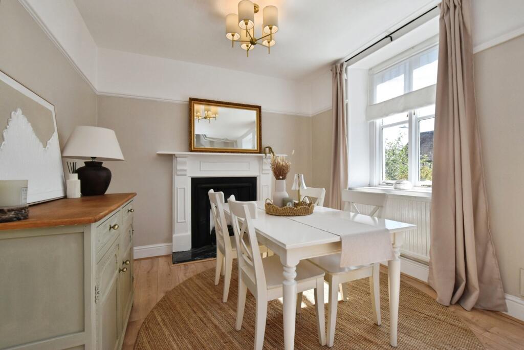 House in Pontardawe, Neath Port Talbot - View 4