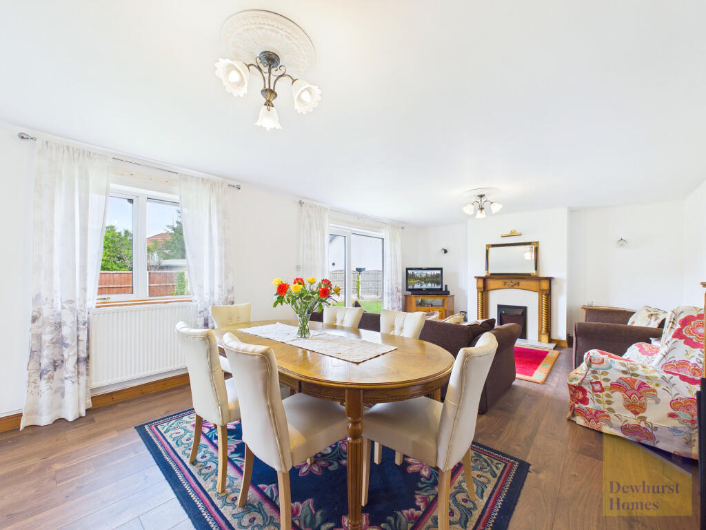 Liverpool Road, Penwortham, PR1 - View 3
